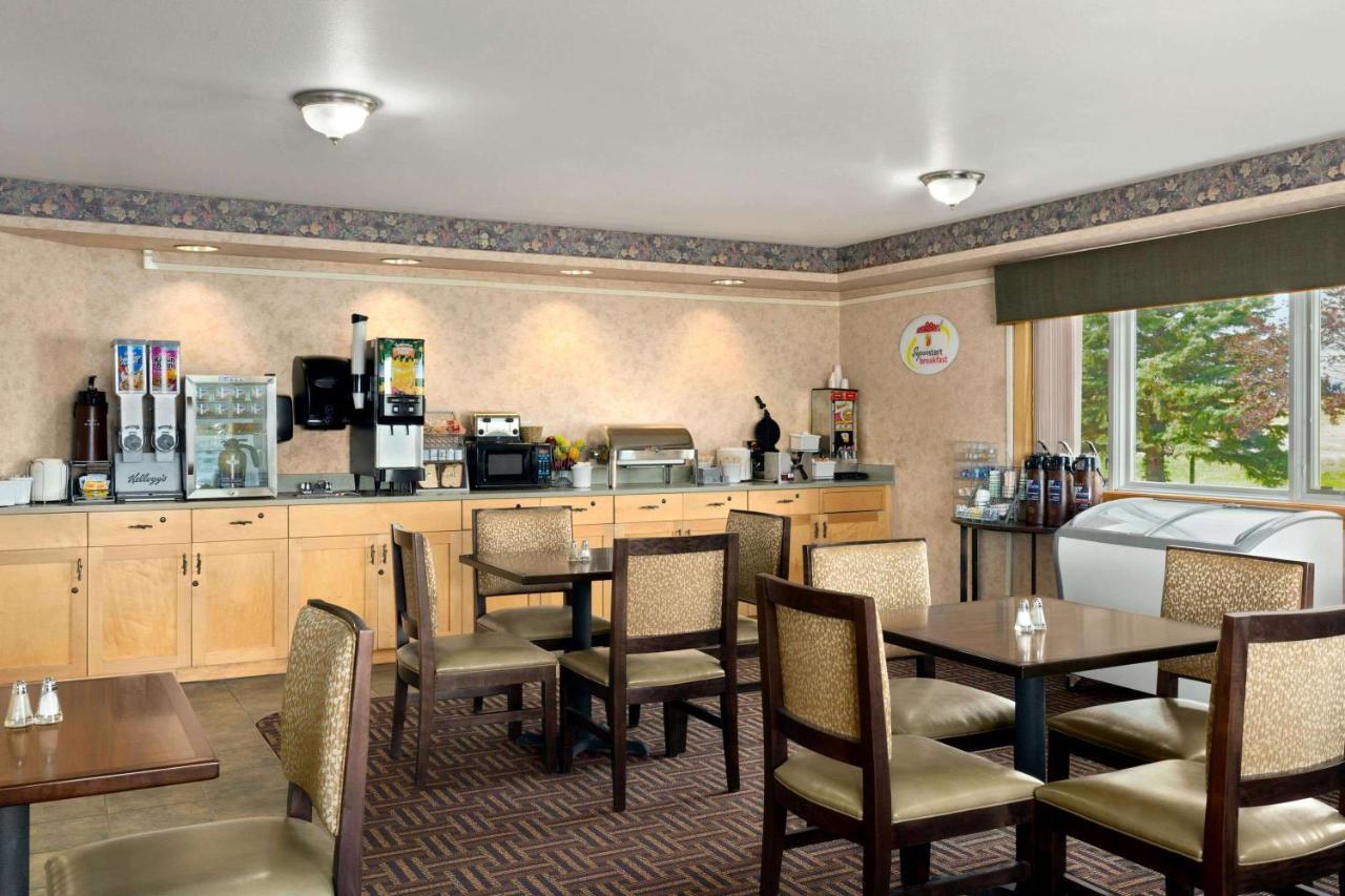 Super 8 By Wyndham Big Timber Motel Ngoại thất bức ảnh