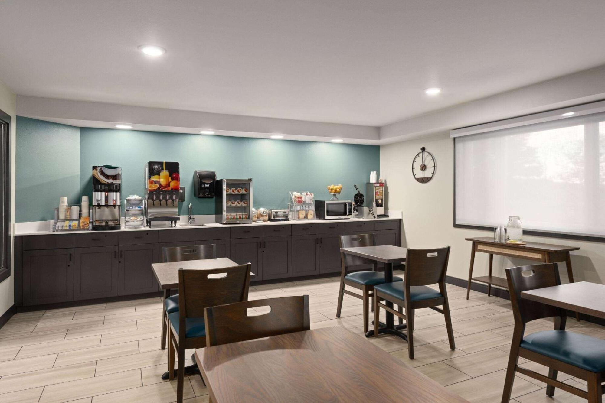 Super 8 By Wyndham Big Timber Motel Ngoại thất bức ảnh